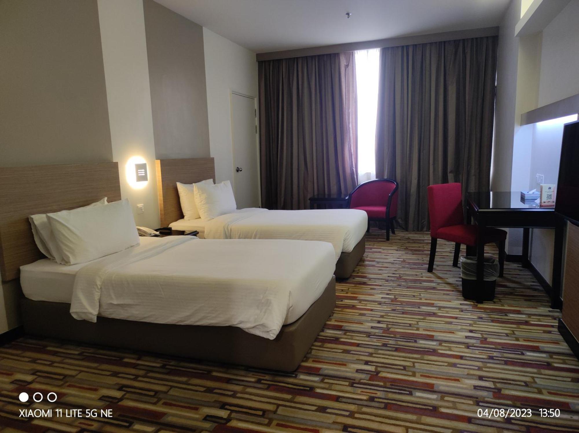 קוצ'ינג Harbour View Hotel מראה חיצוני תמונה